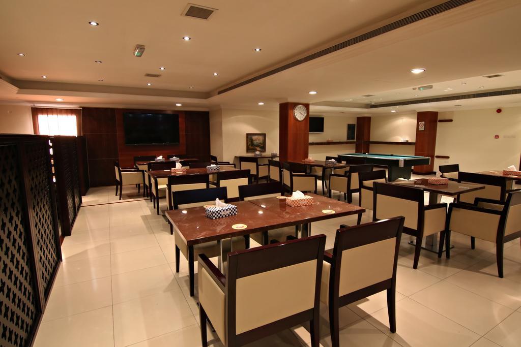Majan Continental Hotel Mascate Exterior foto